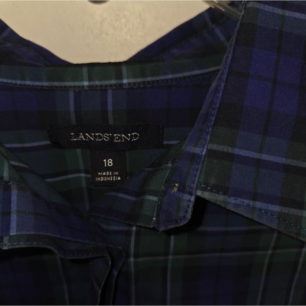 Land's End Green & Navy Plaid Women's Quarter Button Pullover Blouse - Picture 6 of 11